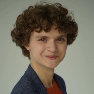 Лера Сундукова